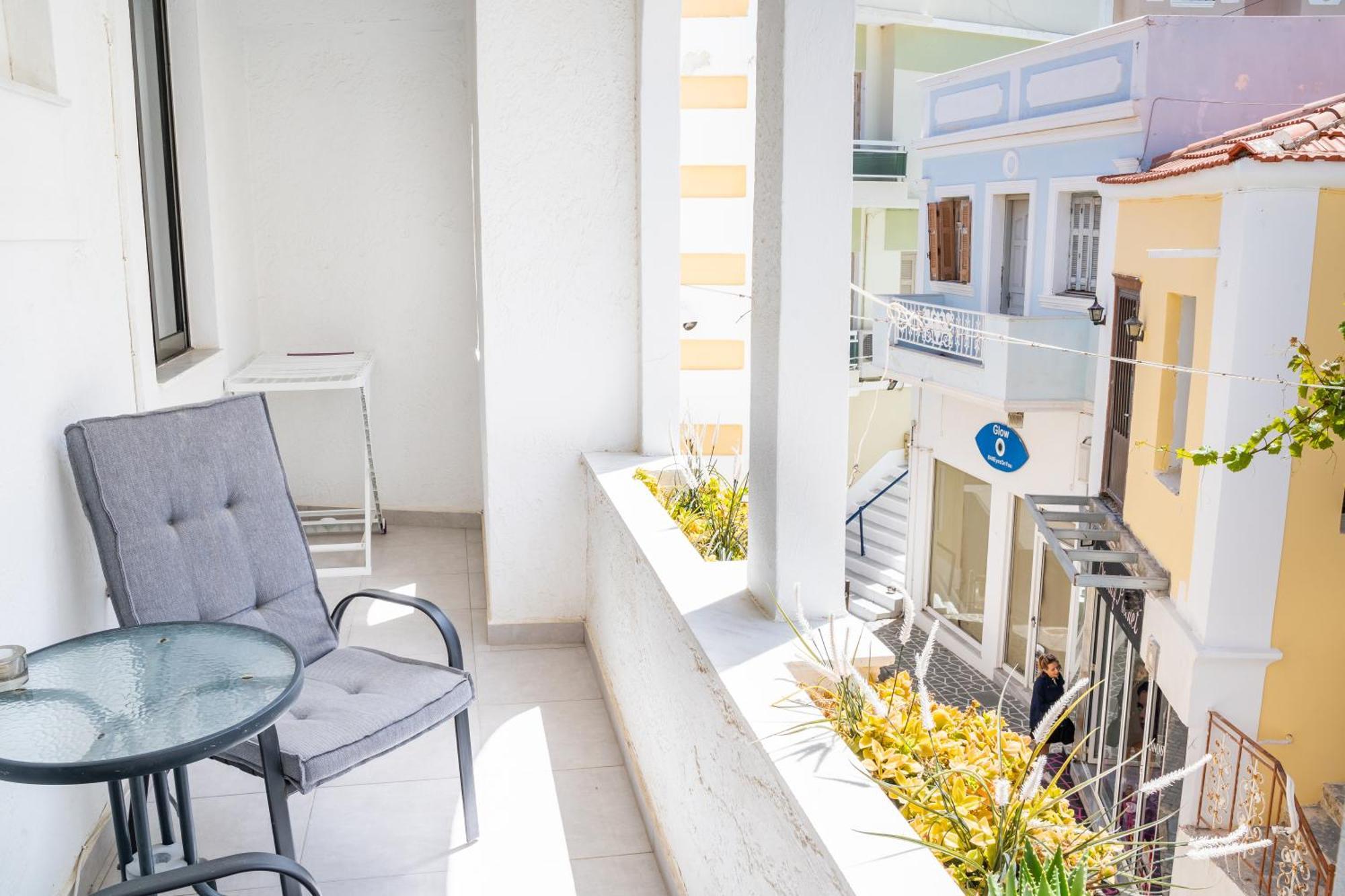 Apartamento Mimis & Connie 1 Kárpatos Exterior foto